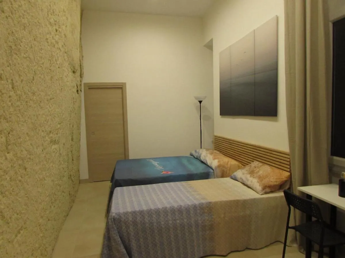 Enzo Home Naples