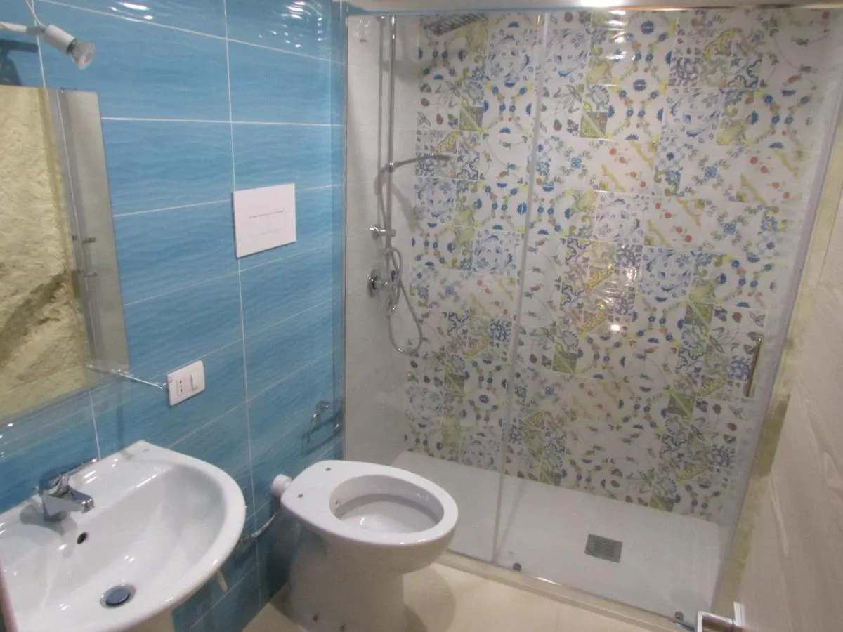 Enzo Home Неаполь